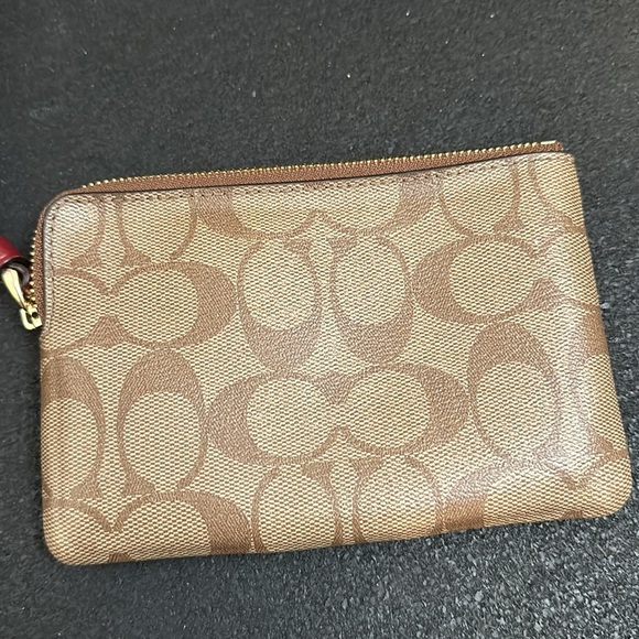 COACH corner zip wristlet monogram with burgundy stripe coated canvas - Picture 3 of 7